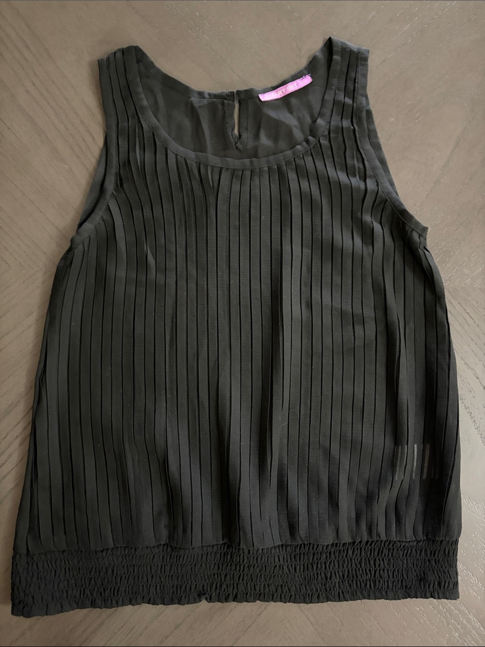 Black Pleated Sleeveless Top by Smart Set